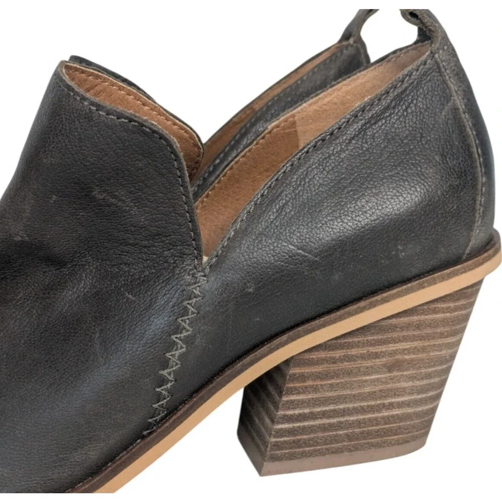 Lucky Brand Victorey Brown Leather Ankle Boots Booties Size 9.5 Pointed Toe